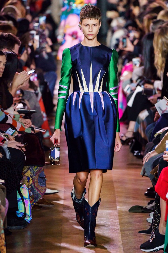 Schiaparelli, Elsa Schiaparelli, Fall 2019 Fashions, Ready to wear, Spring 2019 Fashions, London Fashion Week, Fashion Week, Best Designers, Designers to Watch, Who to Wear, Funky Fashions, Designers Guild, Fashion Designers, Top Fashion Designers, NYFW, New York Fashion Week, Sarah Meyer, Sarah In Style