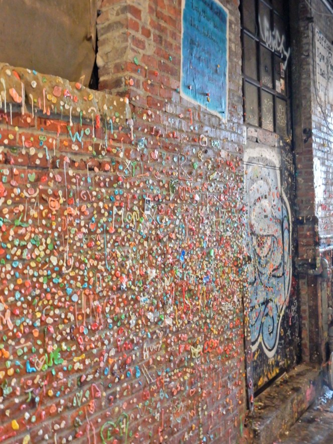 Seeing Seattle, See Seattle, What to do in Seattle, Where to eat in Seattle, What to see in Seattle, Visit Seattle, Seattle Great Wheel, Pike Place Market, Space Needle, Chihuly Garden & Glass, Chihuly Glass, MoPop, Museum of Pop Culture, Seattle Waterfront, Argosy Boat tours, Sarah In Style, Sarah In Style Travels, Pacific Northwest, Travel the USA, travel the United States, Washington state