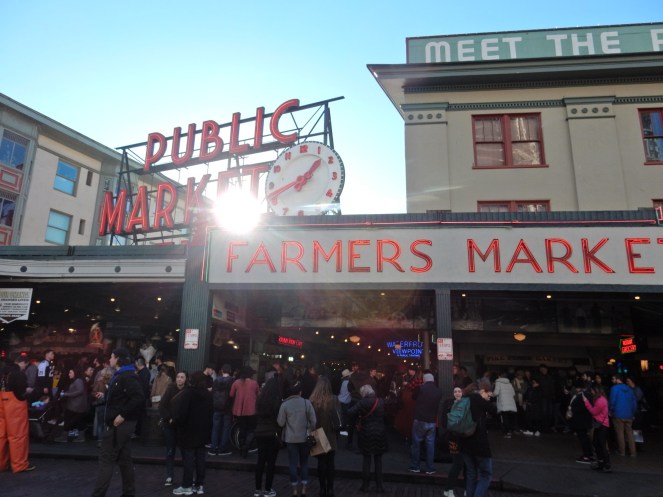 Seeing Seattle, See Seattle, What to do in Seattle, Where to eat in Seattle, What to see in Seattle, Visit Seattle, Seattle Great Wheel, Pike Place Market, Space Needle, Chihuly Garden & Glass, Chihuly Glass, MoPop, Museum of Pop Culture, Seattle Waterfront, Argosy Boat tours, Sarah In Style, Sarah In Style Travels, Pacific Northwest, Travel the USA, travel the United States, Washington state