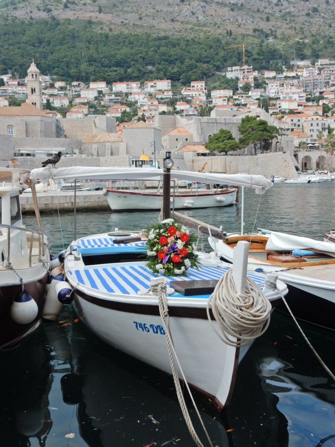 Croatia Travel Tips, Croatia Travel, Tips for traveling to Croatia, Where to go in Croatia, What to do in Croatia, Visiting Croatia, My Travel Journal, Travel Journals, Travel Tips, Travel Planning, Europe Travel Tips, Sarah Meyer, Sarah In Style, Blogger Travel Recommendations, Croatia Recommendations, Fodors travel tips, Frommers travel tips, Rick Steves Travel tips, Dubrovnik, Split Croatia, Hvar Island, Hvar Croatia, what to wear in Europe, packing for vacation, packing tips, what to wear on a European vacation, what to wear in Croatia, the best travel shoes, travel fashion