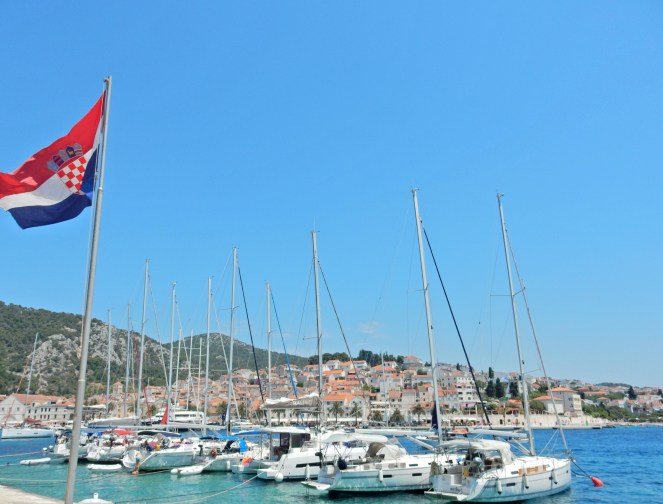 Croatia Travel Tips, Croatia Travel, Tips for traveling to Croatia, Where to go in Croatia, What to do in Croatia, Visiting Croatia, My Travel Journal, Travel Journals, Travel Tips, Travel Planning, Europe Travel Tips, Sarah Meyer, Sarah In Style, Blogger Travel Recommendations, Croatia Recommendations, Fodors travel tips, Frommers travel tips, Rick Steves Travel tips, Dubrovnik, Split Croatia, Hvar Island, Hvar Croatia, what to wear in Europe, packing for vacation, packing tips, what to wear on a European vacation, what to wear in Croatia, the best travel shoes, travel fashion