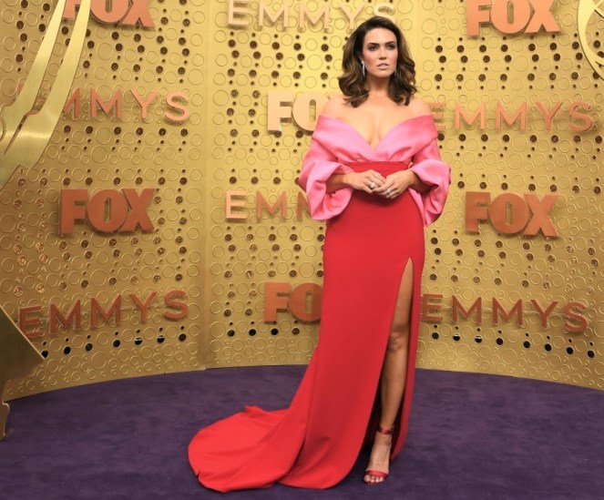 Emmy Awards 2019, Emmy Awards Red Carpet, Emmy's Red Carpet, Emmy's Carpet. Emmy's 2019, Celebrity Style, Celebrity Fashion, Best Dressed, Best Dressed Celebrities, Emmy's Best Dressed, Awards Season Highlights, Sarah In Style, SarahInStyle.com, Sarah Meyer, beautiful gowns