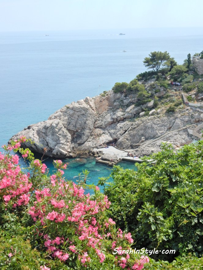 Croatia Travel Tips, Croatia Travel, Tips for traveling to Croatia, Where to go in Croatia, What to do in Croatia, Visiting Croatia, My Travel Journal, Travel Journals, Travel Tips, Travel Planning, Europe Travel Tips, Sarah Meyer, Sarah In Style, Blogger Travel Recommendations, Croatia Recommendations, Fodors travel tips, Frommers travel tips, Rick Steves Travel tips, Dubrovnik, Split Croatia, Hvar Island, Hvar Croatia, what to wear in Europe, packing for vacation, packing tips, what to wear on a European vacation, what to wear in Croatia, the best travel shoes, travel fashion, Diving into Dubrovnik, Exploring Dubrovnik, Dubrovnik Croatia, What to do in Dubrovnik, Where to eat in Dubrovnik, Where to stay in Dubrovnik