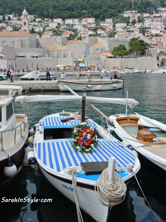 Croatia Travel Tips, Croatia Travel, Tips for traveling to Croatia, Where to go in Croatia, What to do in Croatia, Visiting Croatia, My Travel Journal, Travel Journals, Travel Tips, Travel Planning, Europe Travel Tips, Sarah Meyer, Sarah In Style, Blogger Travel Recommendations, Croatia Recommendations, Fodors travel tips, Frommers travel tips, Rick Steves Travel tips, Dubrovnik, Split Croatia, Hvar Island, Hvar Croatia, what to wear in Europe, packing for vacation, packing tips, what to wear on a European vacation, what to wear in Croatia, the best travel shoes, travel fashion