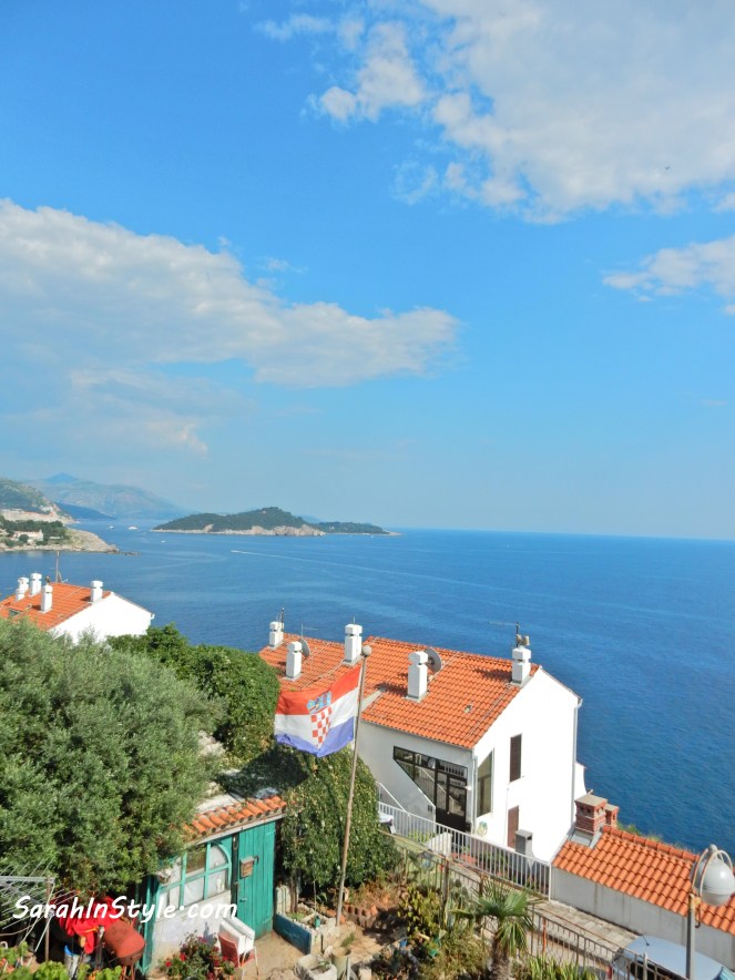 Croatia Travel Tips, Croatia Travel, Tips for traveling to Croatia, Where to go in Croatia, What to do in Croatia, Visiting Croatia, My Travel Journal, Travel Journals, Travel Tips, Travel Planning, Europe Travel Tips, Sarah Meyer, Sarah In Style, Blogger Travel Recommendations, Croatia Recommendations, Fodors travel tips, Frommers travel tips, Rick Steves Travel tips, Dubrovnik, Split Croatia, Hvar Island, Hvar Croatia, what to wear in Europe, packing for vacation, packing tips, what to wear on a European vacation, what to wear in Croatia, the best travel shoes, travel fashion, Diving into Dubrovnik, Exploring Dubrovnik, Dubrovnik Croatia, What to do in Dubrovnik, Where to eat in Dubrovnik, Where to stay in Dubrovnik