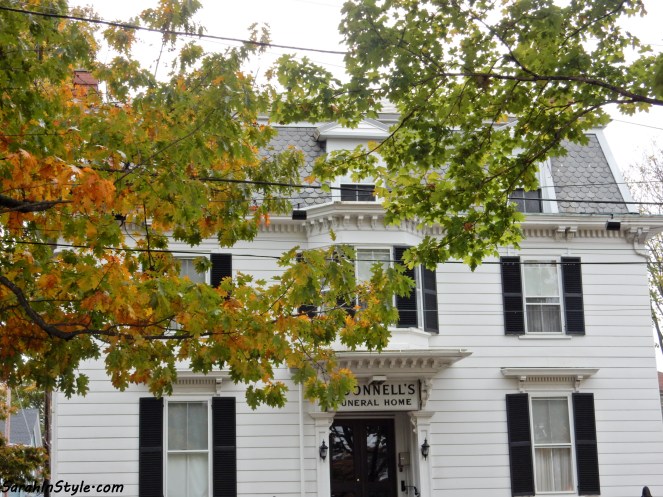 Witch House Salem, Salem Witch Museum, House of 7 Gables, Hocus Pocus filming locations, Hocus Pocus spots, Hocus Pocus Places, Salem Mass, Salem Massachusetts, Salem MA, Salem Witch Trials, Guide to Salem, What to do in Salem, Where to eat in Salem, What to see in Salem, Salem night tours, Salem tours, Salem visitor's guide, Salem witch history, Visit Salem, Visit Massachusetts, Visit New England, New England Charm, New England Architecture, East Coast tours, What to do in the East Coast, Sarah Meyer, SarahInStyle.com, Sarah In Style, blogger travel tips for New England, East Coast trips, merry go round, House of Seven Gables