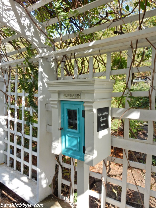 Witch House Salem, Salem Witch Museum, House of 7 Gables, Hocus Pocus filming locations, Hocus Pocus spots, Hocus Pocus Places, Salem Mass, Salem Massachusetts, Salem MA, Salem Witch Trials, Guide to Salem, What to do in Salem, Where to eat in Salem, What to see in Salem, Salem night tours, Salem tours, Salem visitor's guide, Salem witch history, Visit Salem, Visit Massachusetts, Visit New England, New England Charm, New England Architecture, East Coast tours, What to do in the East Coast, Sarah Meyer, SarahInStyle.com, Sarah In Style, blogger travel tips for New England, East Coast trips, merry go round, House of Seven Gables