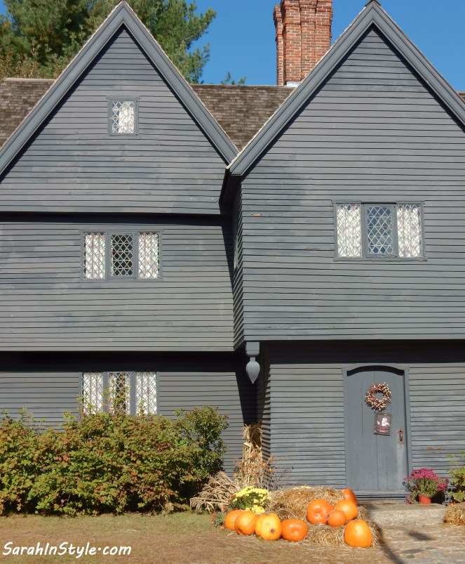 Witch House Salem, Salem Witch Museum, House of 7 Gables, Hocus Pocus filming locations, Hocus Pocus spots, Hocus Pocus Places, Salem Mass, Salem Massachusetts, Salem MA, Salem Witch Trials, Guide to Salem, What to do in Salem, Where to eat in Salem, What to see in Salem, Salem night tours, Salem tours, Salem visitor's guide, Salem witch history, Visit Salem, Visit Massachusetts, Visit New England, New England Charm, New England Architecture, East Coast tours, What to do in the East Coast, Sarah Meyer, SarahInStyle.com, Sarah In Style, blogger travel tips for New England, East Coast trips, merry go rounds