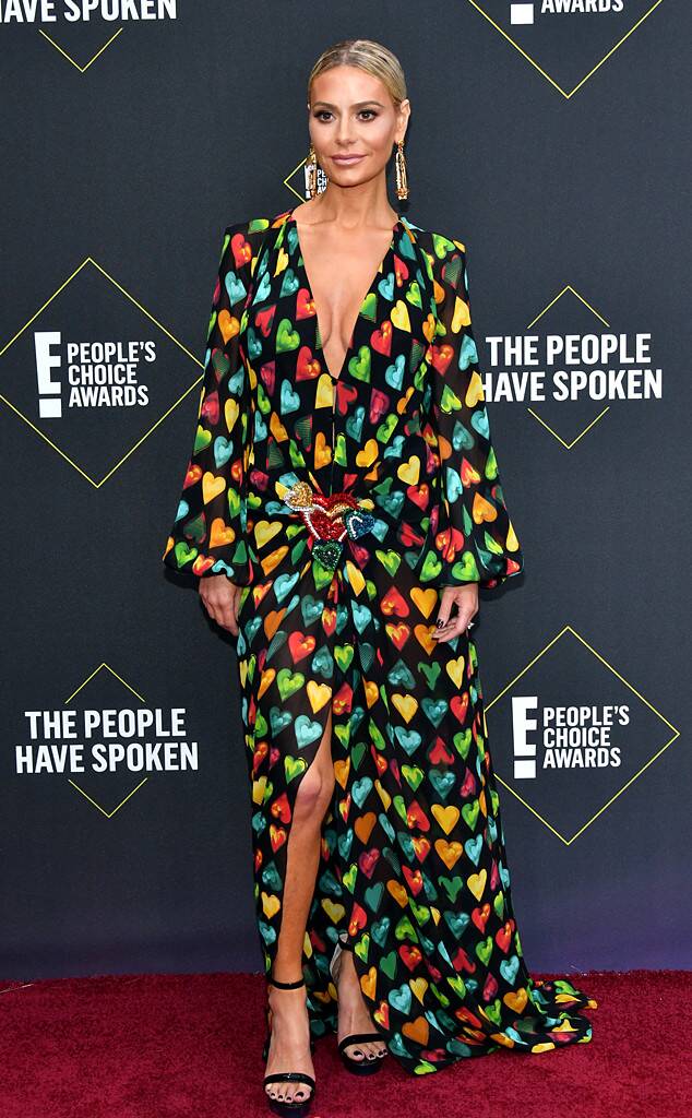 People's Choice Awards, People's Choice, People's Choice Awards 2019, who wore what, celeb style, celeb fashion, #peopleschoiceawards2019, #peopleschoiceawards,  Celebrity Style, Celebrity Fashion, Best Dressed, Best Dressed Celebrities, Awards Season Highlights, Sarah In Style, SarahInStyle.com, Sarah Meyer, beautiful gowns, awards shows