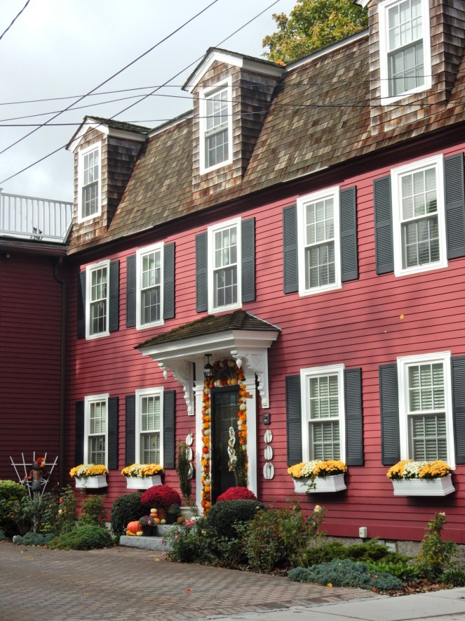 Witch House Salem, Salem Witch Museum, House of 7 Gables, Hocus Pocus filming locations, Hocus Pocus spots, Hocus Pocus Places, Salem Mass, Salem Massachusetts, Salem MA, Salem Witch Trials, Guide to Salem, What to do in Salem, Where to eat in Salem, What to see in Salem, Salem night tours, Salem tours, Salem visitor's guide, Salem witch history, Visit Salem, Visit Massachusetts, Visit New England, New England Charm, New England Architecture, East Coast tours, What to do in the East Coast, Sarah Meyer, SarahInStyle.com, Sarah In Style, blogger travel tips for New England, East Coast trips, merry go round, House of Seven Gables, Lark Hotels, The Merchant Hotel, Salem Hotels, New England Architecture, New England Front Doors, New England Homes, Salem Homes, Historic Homes of America, Historic Homes, curb appeal, front doors