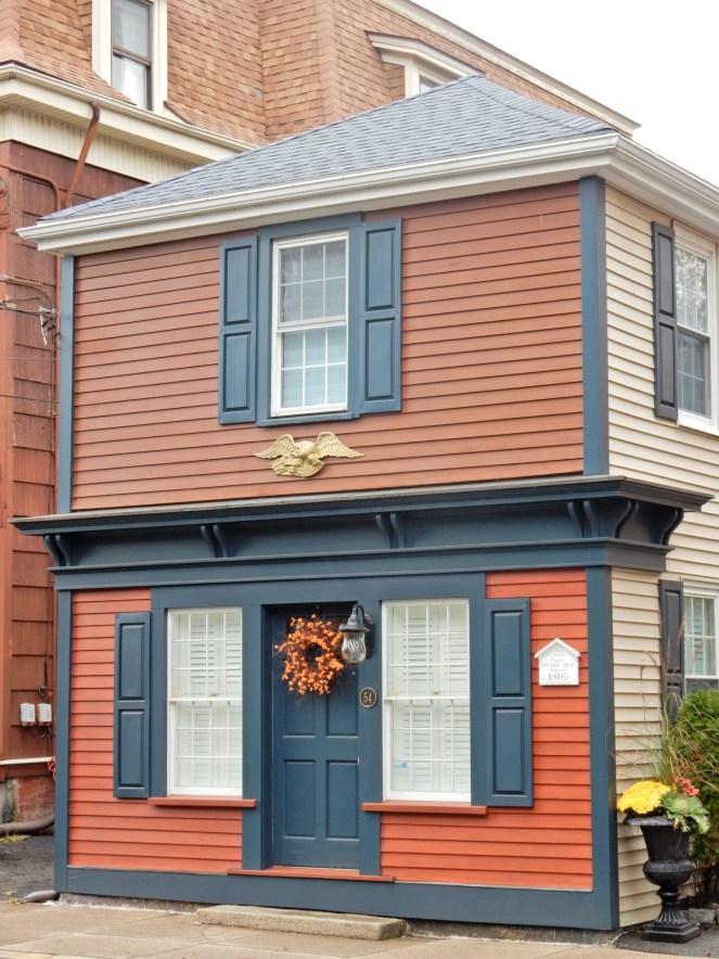 Witch House Salem, Salem Witch Museum, House of 7 Gables, Hocus Pocus filming locations, Hocus Pocus spots, Hocus Pocus Places, Salem Mass, Salem Massachusetts, Salem MA, Salem Witch Trials, Guide to Salem, What to do in Salem, Where to eat in Salem, What to see in Salem, Salem night tours, Salem tours, Salem visitor's guide, Salem witch history, Visit Salem, Visit Massachusetts, Visit New England, New England Charm, New England Architecture, East Coast tours, What to do in the East Coast, Sarah Meyer, SarahInStyle.com, Sarah In Style, blogger travel tips for New England, East Coast trips, merry go round, House of Seven Gables, Lark Hotels, The Merchant Hotel, Salem Hotels, New England Architecture, New England Front Doors, New England Homes, Salem Homes, Historic Homes of America, Historic Homes, curb appeal, front doors