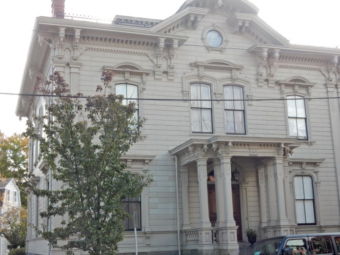 Witch House Salem, Salem Witch Museum, House of 7 Gables, Hocus Pocus filming locations, Hocus Pocus spots, Hocus Pocus Places, Salem Mass, Salem Massachusetts, Salem MA, Salem Witch Trials, Guide to Salem, What to do in Salem, Where to eat in Salem, What to see in Salem, Salem night tours, Salem tours, Salem visitor's guide, Salem witch history, Visit Salem, Visit Massachusetts, Visit New England, New England Charm, New England Architecture, East Coast tours, What to do in the East Coast, Sarah Meyer, SarahInStyle.com, Sarah In Style, blogger travel tips for New England, East Coast trips, merry go round, House of Seven Gables, Lark Hotels, The Merchant Hotel, Salem Hotels, New England Architecture, New England Front Doors, New England Homes, Salem Homes, Historic Homes of America, Historic Homes, curb appeal, front doors