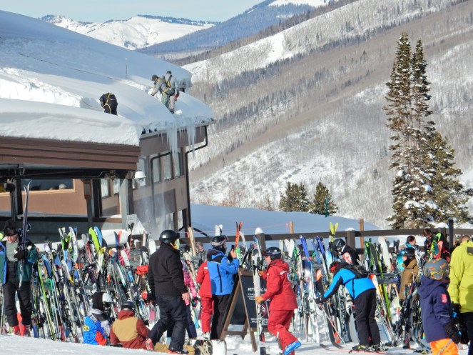 3 days in Colorado, colorado weekend guide, what to do in colorado, explore colorado, Vail, Aspen, Hotel Talisa, Marriott Luxury, Glenwood Springs, fall in Colorado, weekend getaways, vacation tips, vacation guide, Sarah In Style, sarahinstyle, Sarah Meyer, Aspen, Colorado, Ski Colorado, Colorado Skiing, What To Do In Aspen, Buttermilk, Independence Square Aspen, Pyramid Bistro. gluten free in Aspen, skiing out west, travel blog, winter travel tips, Sarah Meyer, sarahinstyle.com, Aspen Snowmass, Colorado Ski Country, Visit Vail, Vail Mountain Resort, Vail Resorts, Epic Pass, Skiing Vail, Visit Colorado