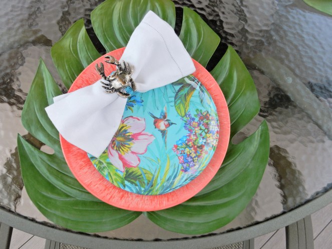 Dining Decor, Tablescape, Tablescapes, Sarah In Style, Sarah Meyer, Black and White Table, Black and White Halloween, Halloween Party ideas, Cute table decor, decorating on the cheap, Blogger design ideas, blogger party ideas, gold and pink, setting the table, dressing up your table, summer tablescapes, shellebration, summer celebrations, summer shell-ebration, tropical table decor, Pier 1 dinnerware, melamine dinnerware, cute napkin rings, palm leaf placemats, table decor ideas, how to set a perfect table, summer entertaining ideas, sea shell centerpeices, tropical plates, outdoor dining decor, al fresco dining decor