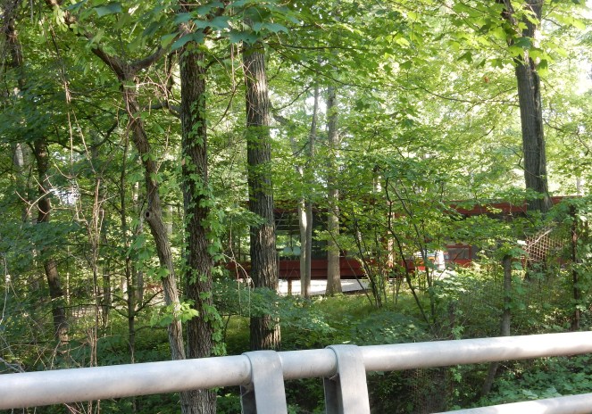 Unique Chicago, Chicago Movie Tour, Chicago Movie Homes, Chicago Famous Homes, Famous Chicago Homes, Chicago Movie Settings, Chicago Movie Sets, Classic Chicago Movies, 1980's teen movies, My Best Friends Wedding, Chicago Architecture, Ferris Bueller's Day Off, Only the Lonely, The Break-Up, The Breakfast Club, Sixteen Candles, Home Alone, Chicago Northshore, Must See Chicago, Visit Chicago, Cool Chicago Tours, Best Chicago Tours, Self Guided Chicago Tours, Movie Tours, Sarah In Style, SarahInStyle.com, Sarah Meyer, Best of Chicago sightseeing, Chicago film locations