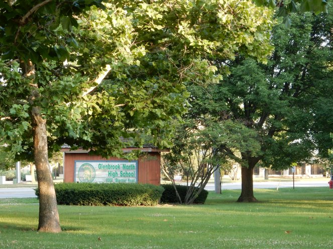 Unique Chicago, Chicago Movie Tour, Chicago Movie Homes, Chicago Famous Homes, Famous Chicago Homes, Chicago Movie Settings, Chicago Movie Sets, Classic Chicago Movies, 1980's teen movies, My Best Friends Wedding, Chicago Architecture, Ferris Bueller's Day Off, Only the Lonely, The Break-Up, The Breakfast Club, Sixteen Candles, Home Alone, Chicago Northshore, Must See Chicago, Visit Chicago, Cool Chicago Tours, Best Chicago Tours, Self Guided Chicago Tours, Movie Tours, Sarah In Style, SarahInStyle.com, Sarah Meyer, Best of Chicago sightseeing, Chicago film locations