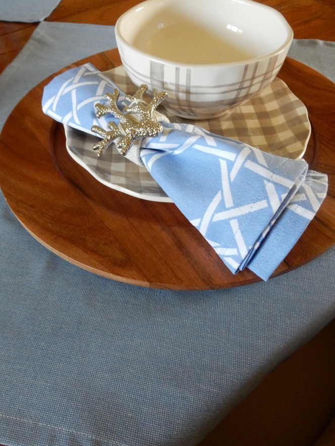 Dining Decor, Tablescape, Tablescapes, Sarah In Style, Sarah Meyer, Black and White Table, Black and White Halloween, Halloween Party ideas, Cute table decor, decorating on the cheap, Blogger design ideas, blogger party ideas, gold and pink, setting the table, dressing up your table, fall table decor, fall tablescapes, unique centerpieces, how to make a centerpiece, easy centerpieces, simple table decorating, Pier 1 dinnerware, gray plates, grey plates, gray plaid table decor, cute napkin rings, table decor ideas, how to set a perfect table, Pier 1 Imports, Pier One Imports, Fiestawear