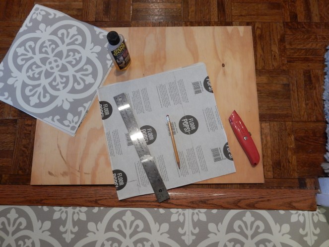 Sarah In Style, SarahInStyle.com, DIY Blog, Design Blog, Home Renovations, Kitchen Before and After, Kitchen Before and Afters, How to lay tile, DIY Kitchen Floors, DIY Peel and Stick Tile, DIY Peel & Stick Tile, DIY Tile, DIY Floor Tile, Floor Pops, Floor transformation, How to brighten a kitchen, Modern Floor Tile, Gray and white floor tile, Spanish Floor Tiles, DIY inspirations, Blogger DIY Tips, Blogger Design Tips