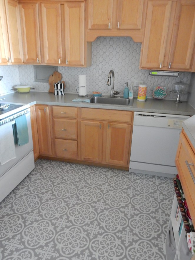 Sarah In Style, SarahInStyle.com, DIY Blog, Design Blog, Home Renovations, Kitchen Before and After, Kitchen Before and Afters, How to lay tile, DIY Kitchen Floors, DIY Peel and Stick Tile, DIY Peel & Stick Tile, DIY Tile, DIY Floor Tile, Floor Pops, Floor transformation, How to brighten a kitchen, Modern Floor Tile, Gray and white floor tile, Spanish Floor Tiles, DIY inspirations, Blogger DIY Tips, Blogger Design Tips