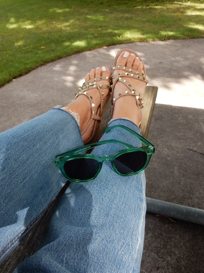 Dress to make your mood, Sarah In Style, SarahInStyle.com, Sarah Meyer, Judith March, Anthropologie Jeans, High waisted jeans, Palm Print Jacket, Palm Tree Earrings, White Racerback tank, Athleta Tank tops, studded sandals, green sunglasses, Sunglass Warehouse, #getoutthere, Fountain Point Resort, Michigan Resorts, Up North Michigan, Fashion to fit your mood, How to dress on a gloomy day, Fashion is fun, You can wear white after labor day, Make fashion your own, Style advice to lift your mood, Dress to fit the mood you want, fashion blogger, blogger style advice, blogger fashion tips, Michigan fashion, Midwest Fashion