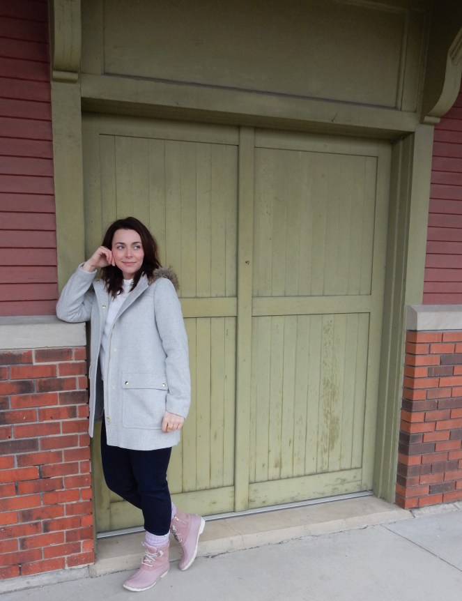 Sarah Meyer, Sarah In Style, SarahInStyle.com, Winter Fashion Trends, Colorful Winter Style, Best Winter Coats, Grey Wool Parka, J. Crew Coats, Best Winter Boots, Sperry Duck Boots, Pink Women's Boots, Ruffled Turtleneck, Personalized Jewelry, Personalized Ring, Year Ring, Commemorative Ring, Kate Spade Birdie Bag, Pink Ugg Socks, Pink Duck Boots, Blogger Fashion Tips, Blogger Fashion, How to dress for Winter, Cute Winter Style, Midwest Winter Fashion, Chicago Winter Fashion, Chicago Fashion Blogger