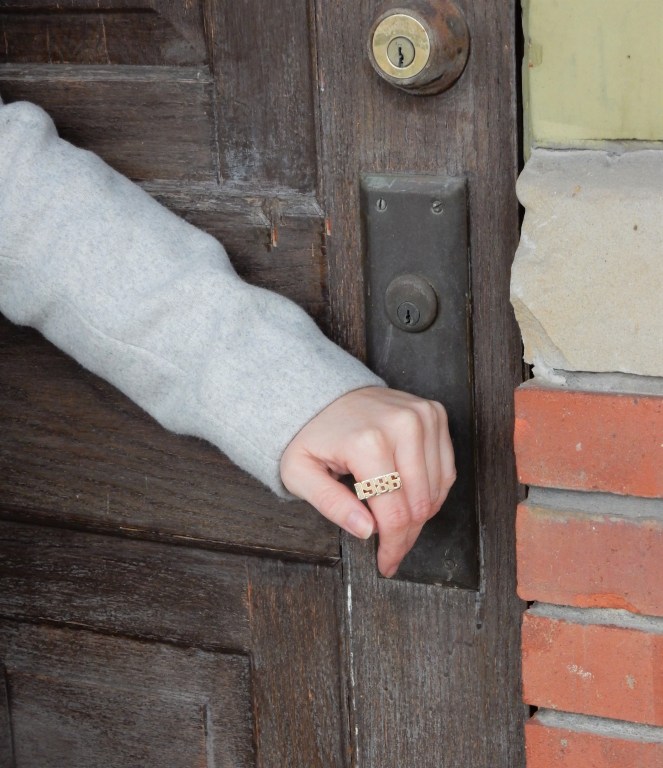 Sarah Meyer, Sarah In Style, SarahInStyle.com, Winter Fashion Trends, Colorful Winter Style, Best Winter Coats, Grey Wool Parka, J. Crew Coats, Best Winter Boots, Sperry Duck Boots, Pink Women's Boots, Ruffled Turtleneck, Personalized Jewelry, Personalized Ring, Year Ring, Commemorative Ring, Kate Spade Birdie Bag, Pink Ugg Socks, Pink Duck Boots, Blogger Fashion Tips, Blogger Fashion, How to dress for Winter, Cute Winter Style, Midwest Winter Fashion, Chicago Winter Fashion, Chicago Fashion Blogger