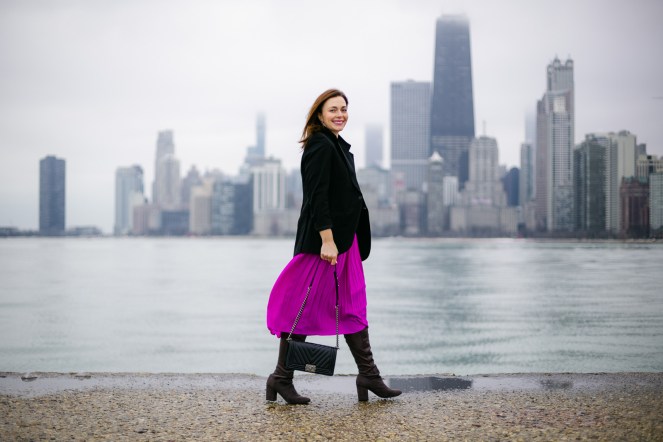 Sarah In Style, SarahInStyle.com, Sarah Meyer, Chicago Fashion Blogger, Fashion Blogger Tips, Chicago Skyline, Chicago Photographers, Jeremy Glickstein Photography, Chicago Fashion Photographers, Jeremy Glickstein, Pink Pleated Skirt, Vintage Tuxedo Jacket, 1 Look 3 Ways, Fashion Day to Night, Fashion Handbook, Stylists Handbook, Shop your closet, Dressing from day to night, pop of color, green velvet headband, shortylove, perfect work bags