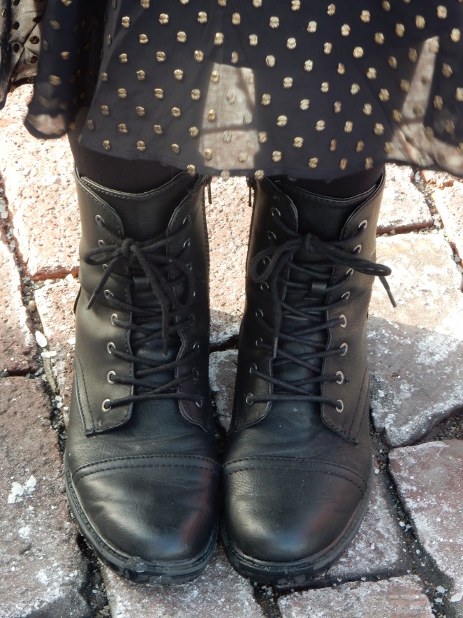 Sarah In Style, SarahInStyle.com, Sarah Meyer, Chicago Fashion Blogger, Michigan Fashion Blogger, Midwest Fashion Blogger, Flint Michigan, Downtown Flint, Flint MI, Michigan Cities, Leather Moto Jacket, Topshop Moto Jacket, J. Crew Black and Gold Polka Dot Dress, Pink and Black Studded Purse, Capitol Theater Flint, Kate Spade Sunglasses, Kate Spade Heart Ring, Gold Heart Ring, Tres Colori, Custom Rings, Year Ring, Chunky Gold Rings, Chunky Gold Necklace, Chunky Gold Jewelry, Shine Bright in Fashion, Shine Bright, Who What Wear, What to Wear, Outfit of the Day, 90's grunge fashion, 90's punk fashion, 90's fashion back in style