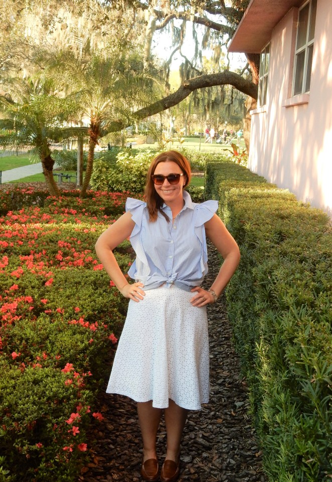 Cute and Comfy shoes, a shoe for everyone, A penny for your thoughts, penny loafers, history of loafer, classic loafers, women's tan loafer, best loafers, Sperry Loafers, Sperry Penny, Classic Fashion, Preppy Fashion, preppy styling tips, classic fashion styling tips, Sarah In Style, Sarah Meyer, SarahInStyle.com, Ruffled Blouse, Kate Spade Ruffled Blouse, White Eyelet skirt, Winter Garden Florida, Winter Park Florida, Pink Buildings, Mid-Century Modern Apartment Buildings, Sperry Women's Loafer