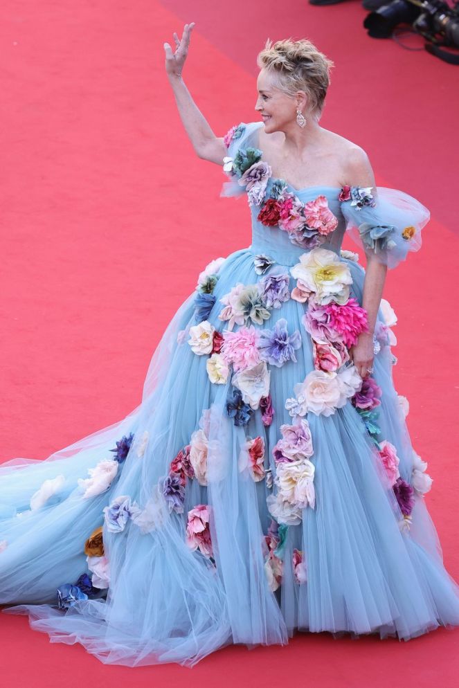 Cannes Film Festival, Cannes 2021, Cannes Film Festival 2021, Amfar 2021, Cannes fashion, French Fashion, Best Dressed, Red Carpet Looks, Cannes Red Carpet, Rami Kadi, Dolce & Gabbana red carpet, Etro Cannes, Best of Cannes 2021, French Riviera Fashion, Red Steps at Cannes, Who wore what, Celebrity Red Carpet Looks, Celebrity Best Dressed, Sarah In Style, Fashion Blogs, Celebrity Fashion Blog, Sarah Meyer, Film Festival Fashion