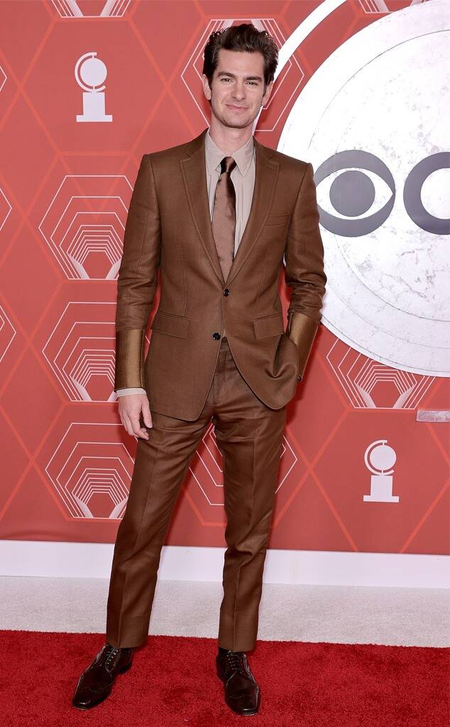 Sarah In Style, SarahInStyle.com, 2021 Celebrity Fashion, Best dressed celebrities, best dressed celebs, red carpet fashion, red carpet style, award show red carpets, fashion blogger, celebrity fashion blogger, celebrity blogger, Cristian Siriano red carpet,Tony Awards, 2021 Tony's , 2021 Tony Awards, Broadway's Night Out, Broadway's Back, Broadway's Best Dressed, Tony Awards Best Dressed, theater fashion, best dressed actors, CBS awards show, Anika Noni Rose, Bernadette Peters Fashion, Jennifer Nettles fashion, Sienna Miller Fashion