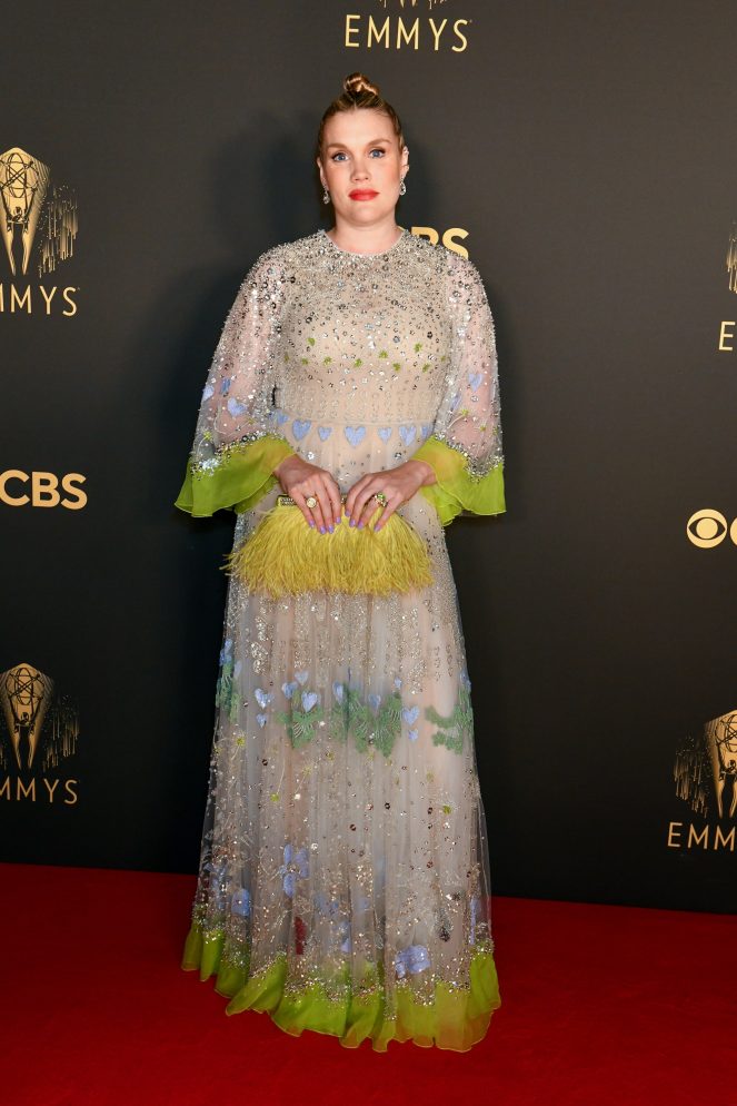 Sarah In Style, SarahInStyle.com, 2021 Celebrity Fashion, Best dressed celebrities, best dressed celebs, red carpet fashion, red carpet style, fashions biggest night out, true american fashion, classic american fashion, TV's biggest night, Emmy Awards, Emmy Awards 2021, 2021 Emmys, 2021 Emmy Awards, award show red carpets, Kaley Cuoco, Nicole Byer, Susan Kelechi Watson, Beanie Felstein, best Emmy Awards, TVs impact on Covid, fashion blogger, celebrity fashion blogger, celebrity blogger, Cristian Siriano red carpet, Television Academy, Emmy Awards Best Dressed, 2021 Emmy Awards Best Dressed