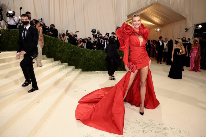 Sarah In Style, SarahInStyle.com, 2021 Met Gala, 2021 Celebrity Fashion, Met Gala red carpet, Met Gala Best Dressed, Best Dressed Met Gala, The Met, Met Gala In America, The Metropolitan Museum of Art, The Met NYC, NYC Red Carpet, Best dressed celebrities, best dressed celebs, red carpet fashion, red carpet style, first Monday in May, fashions biggest night out, true american fashion, classic american fashion