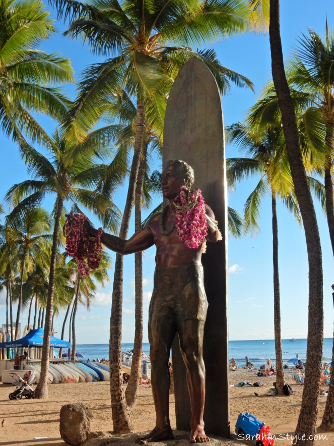 statue of surfer Duke in Hawaii