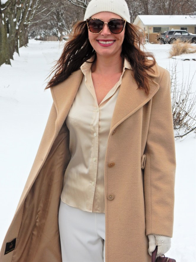 Fashion blogger mixes cream, gold and khaki for classic winter look