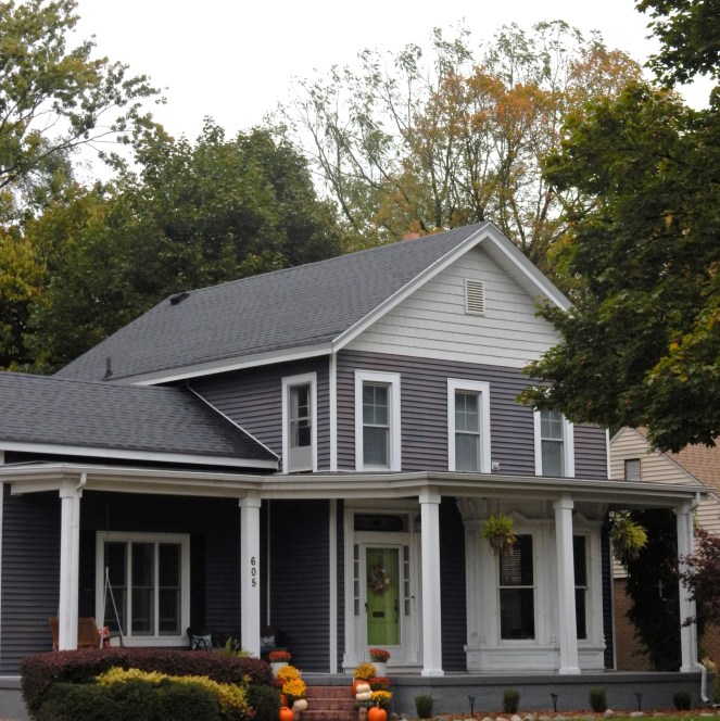 cute front doors with great curb appeal